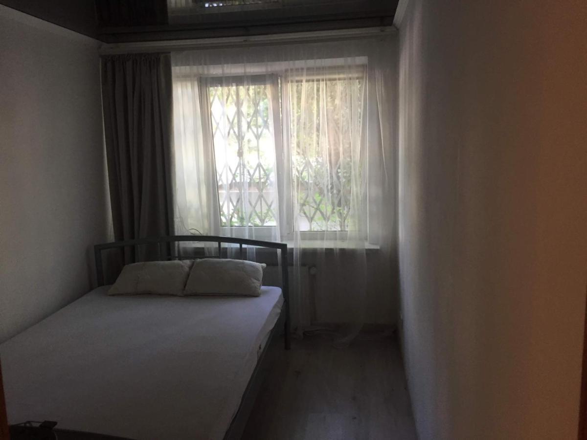 Апартаменты С 2 Спальнями Отрада Odessa Exterior foto